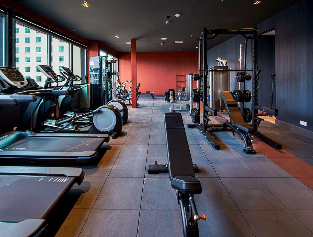 Gran Evenia Panama Hotel Einrichtungen foto The gym at the 100 East 53rd Street building